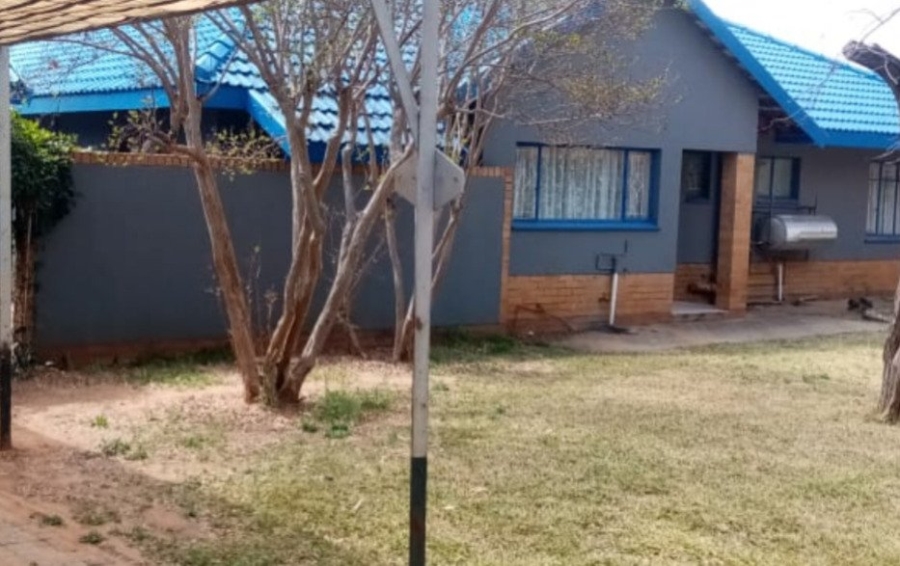 3 Bedroom Property for Sale in Songloed North West